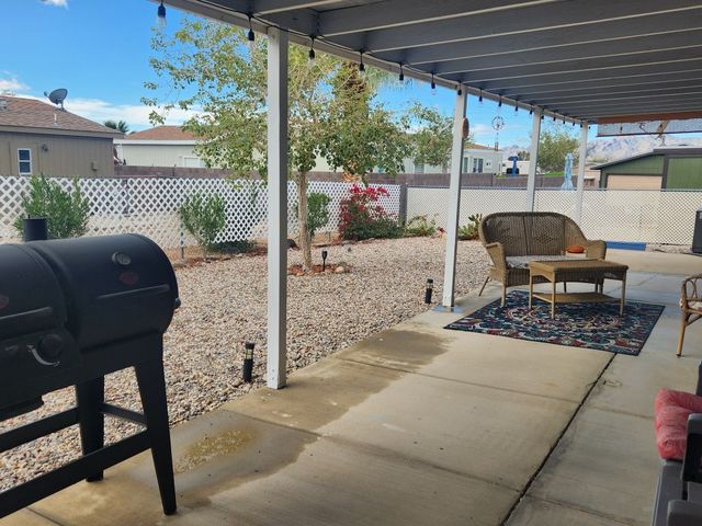 2540 E Curtis Way, Fort Mohave, AZ 86426