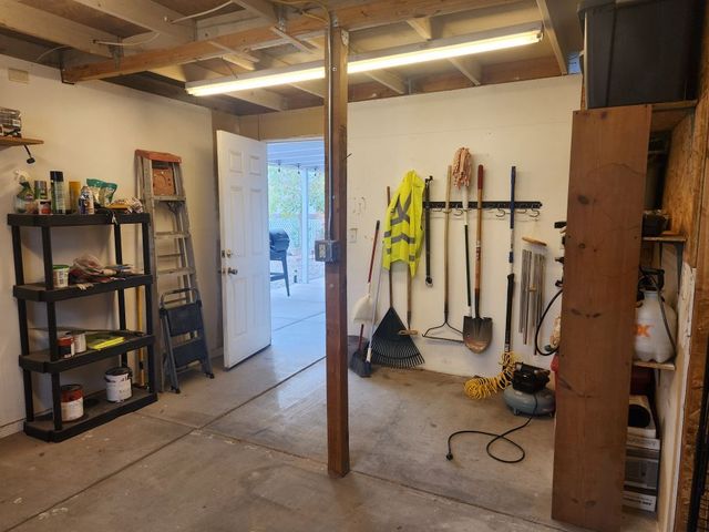 2540 E Curtis Way, Fort Mohave, AZ 86426