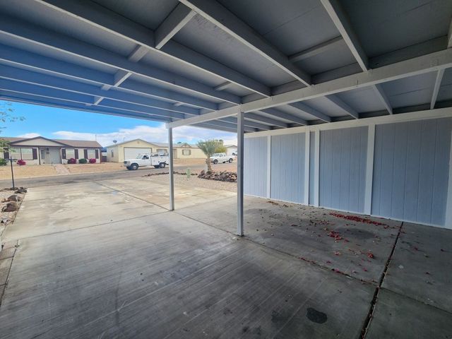 2540 E Curtis Way, Fort Mohave, AZ 86426