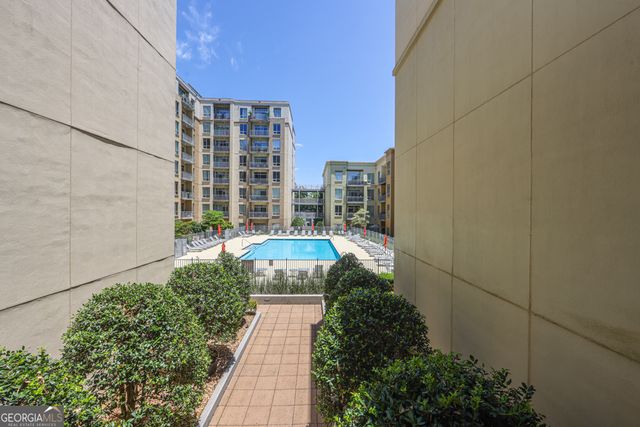 711 Cosmopolitan Drive NE 338, Atlanta, GA 30324