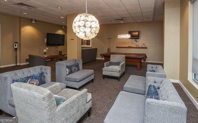 711 Cosmopolitan Drive NE 338, Atlanta, GA 30324