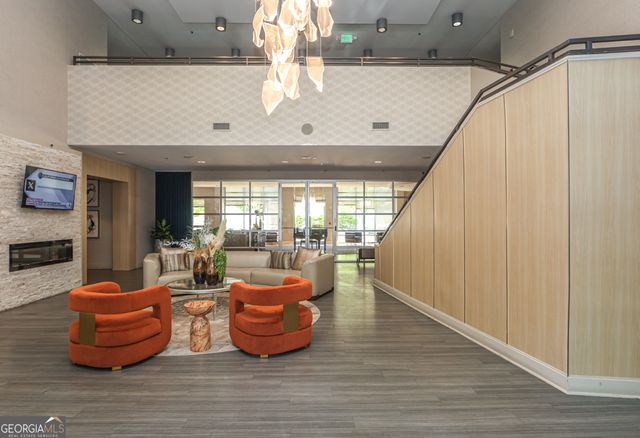 711 Cosmopolitan Drive NE 338, Atlanta, GA 30324