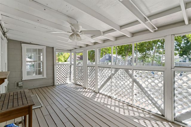 4925 Pershing Avenue, Fort Worth, TX 76107