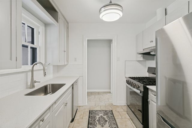 4925 Pershing Avenue, Fort Worth, TX 76107