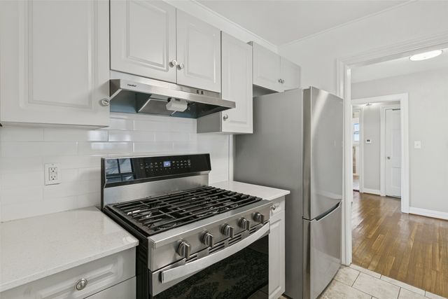 4925 Pershing Avenue, Fort Worth, TX 76107