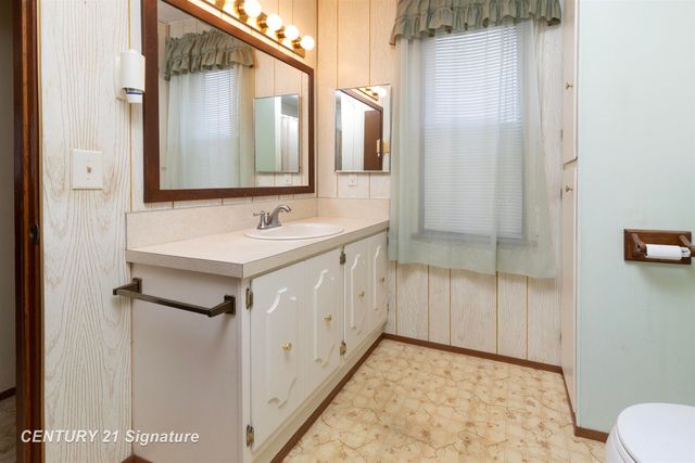 706 S Lincoln Street, Bay City, MI 48708