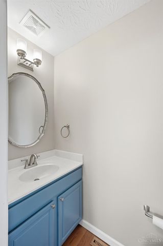 8230 South Port Drive, West Chester, OH 45069