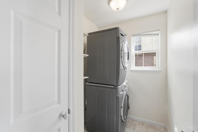 8230 South Port Drive, West Chester, OH 45069
