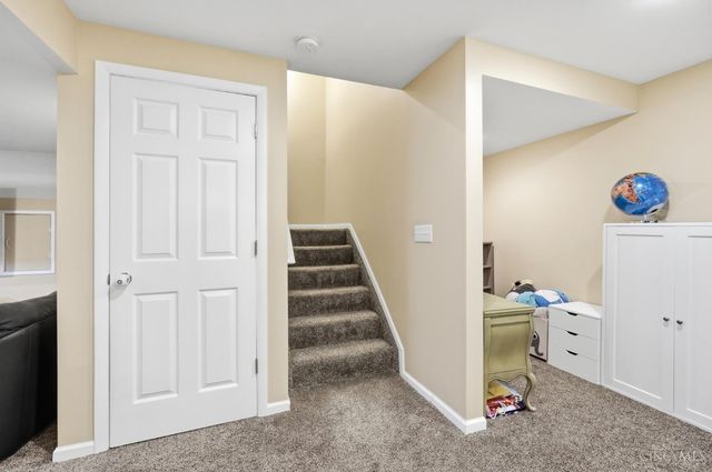8230 South Port Drive, West Chester, OH 45069