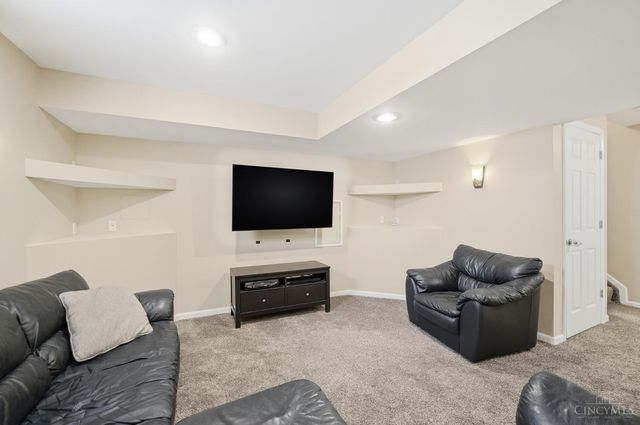 8230 South Port Drive, West Chester, OH 45069