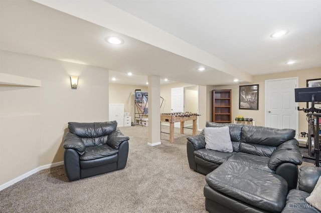 8230 South Port Drive, West Chester, OH 45069