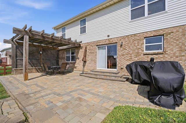 8230 South Port Drive, West Chester, OH 45069
