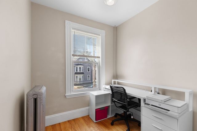 146 North St 4, Salem, MA 01970