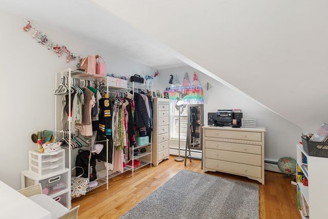 146 North St 4, Salem, MA 01970