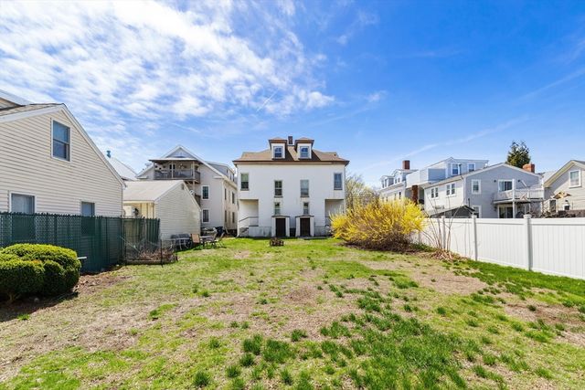 146 North St 4, Salem, MA 01970