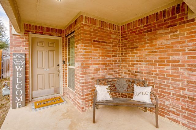 11744 Kenny Drive, Fort Worth, TX 76244