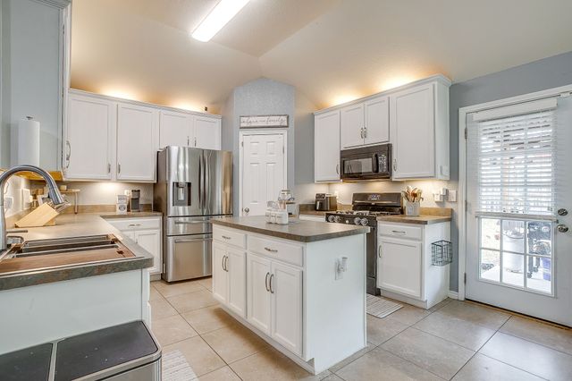 11744 Kenny Drive, Fort Worth, TX 76244