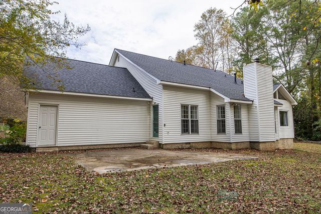 35 Palmer Place, Sharpsburg, GA 30277