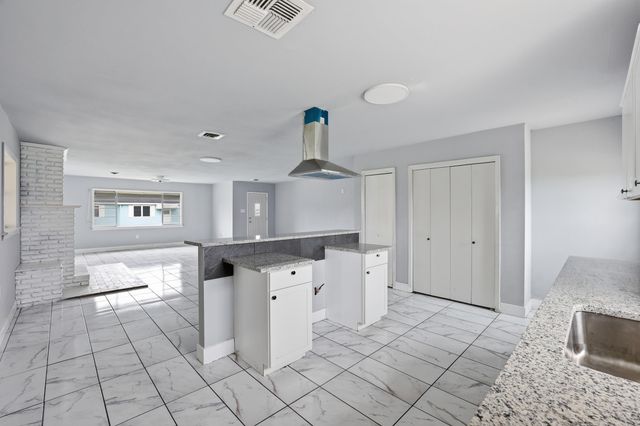 113 Prosperity St, Chauvin, LA 70344