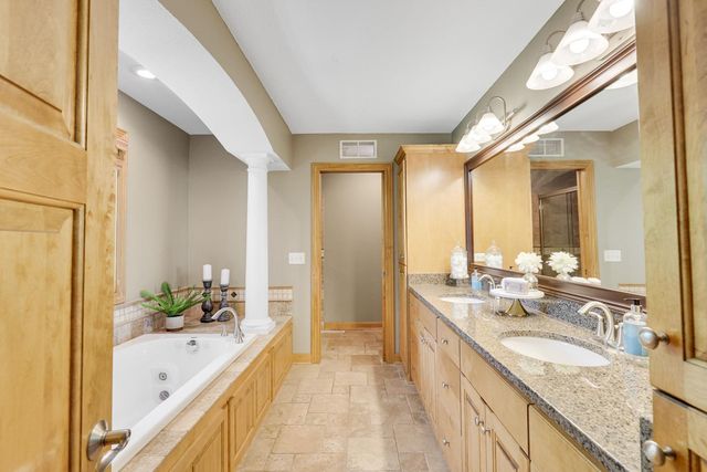 17791 Ketchikan Trail, Lakeville, MN 55044