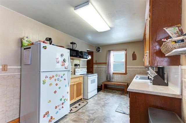 2009 Valmont Avenue, Eau Claire, WI 54701