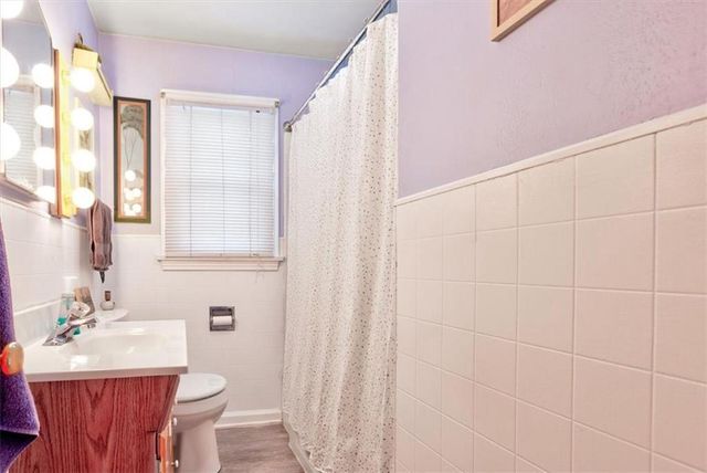 2009 Valmont Avenue, Eau Claire, WI 54701