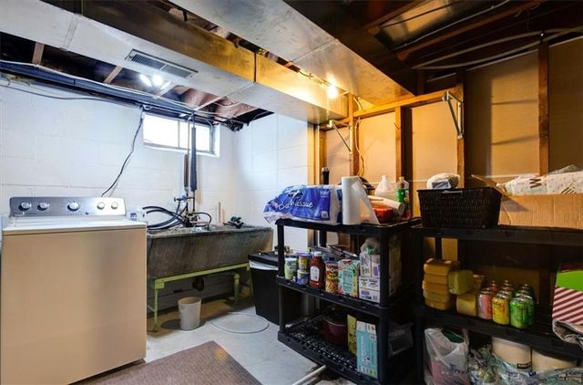 2009 Valmont Avenue, Eau Claire, WI 54701