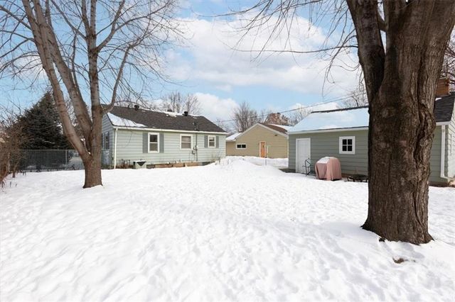 2009 Valmont Avenue, Eau Claire, WI 54701