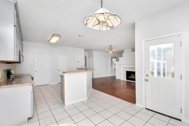 15711 Rosewood Hill Ct, Sugar Land, TX 77498