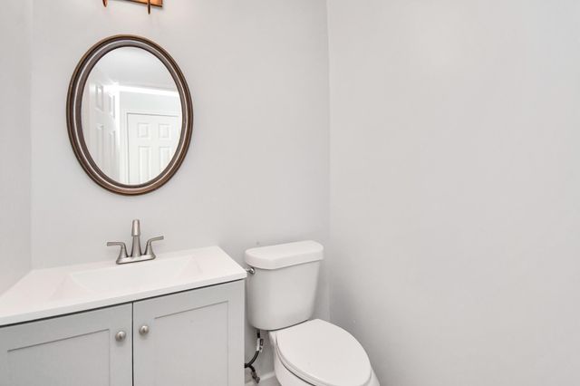 15711 Rosewood Hill Ct, Sugar Land, TX 77498