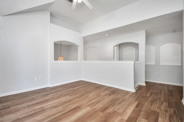15711 Rosewood Hill Ct, Sugar Land, TX 77498