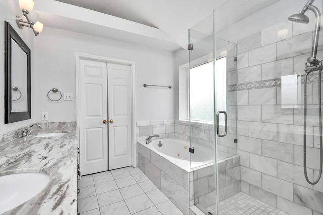 15711 Rosewood Hill Ct, Sugar Land, TX 77498