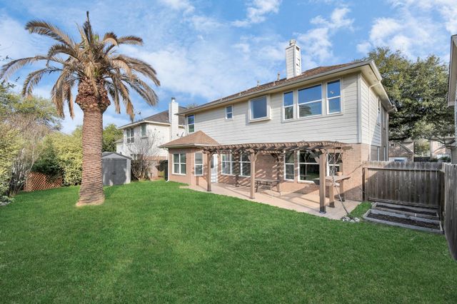 15711 Rosewood Hill Ct, Sugar Land, TX 77498