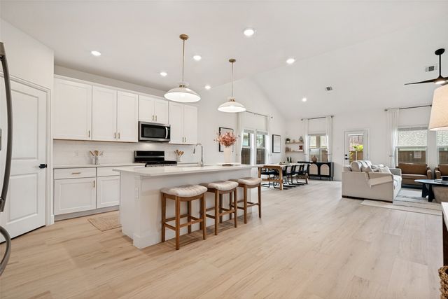 10625 Brookshire Road, Fort Worth, TX 76126
