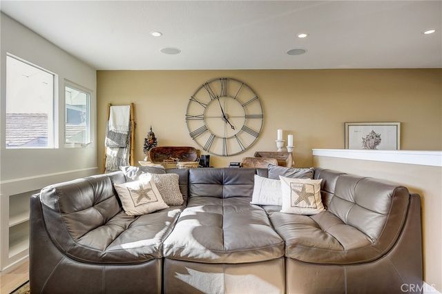 1 Monaco, Newport Beach, CA 92660