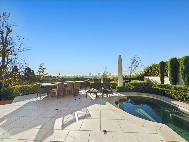 1 Monaco, Newport Beach, CA 92660