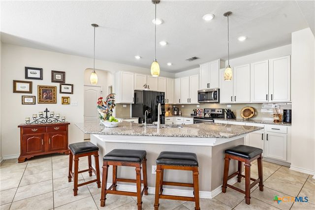 3869 Legend Hill, New Braunfels, TX 78130