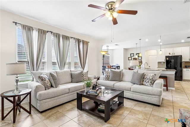 3869 Legend Hill, New Braunfels, TX 78130