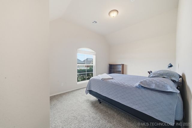 18402 E 46th Street, Tulsa, OK 74134