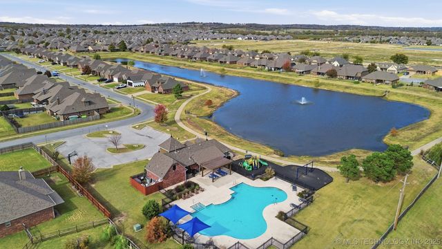 18402 E 46th Street, Tulsa, OK 74134