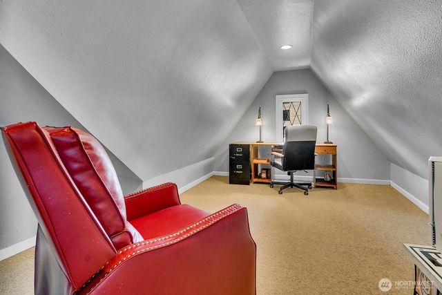 315 N 46th, Seattle, WA 98103