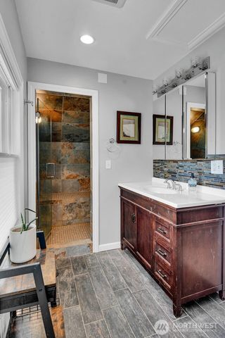 315 N 46th, Seattle, WA 98103