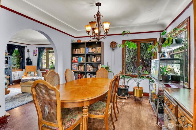 315 N 46th, Seattle, WA 98103