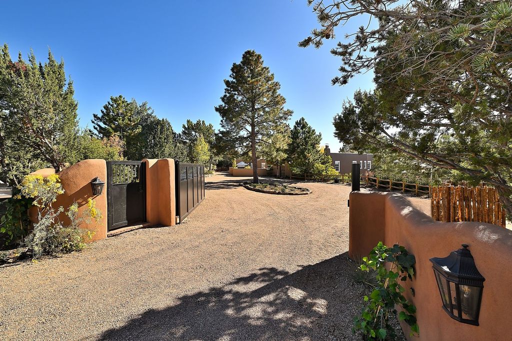 682 Garcia Street, Santa Fe, NM 87505