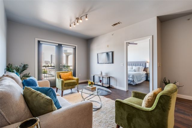 5609 Smu Boulevard 507, Dallas, TX 75206