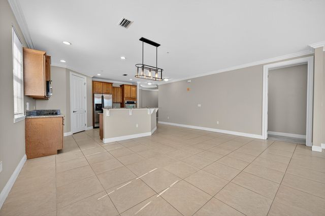 240 SE Brooks Street B202, Fort Walton Beach, FL 32548