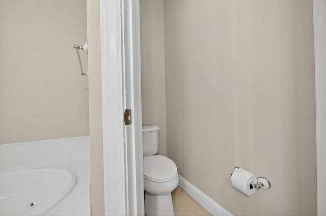 240 SE Brooks Street B202, Fort Walton Beach, FL 32548