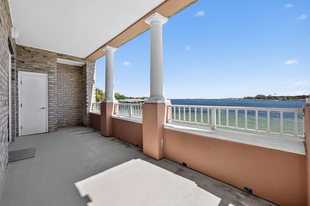 240 SE Brooks Street B202, Fort Walton Beach, FL 32548