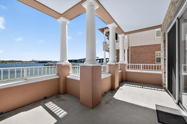 240 SE Brooks Street B202, Fort Walton Beach, FL 32548