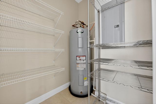 240 SE Brooks Street B202, Fort Walton Beach, FL 32548